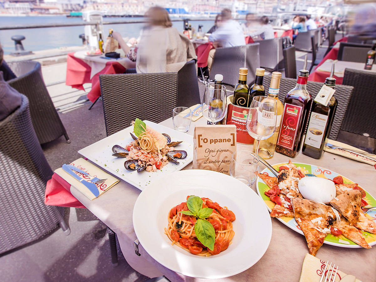 Rossopomodoro Cucina e pizzeria napoletana al Porto Antico di Genova