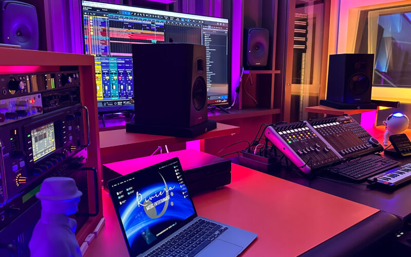 Nasce Riviera Music Entertainment. Dove la Musica bacia il mare.