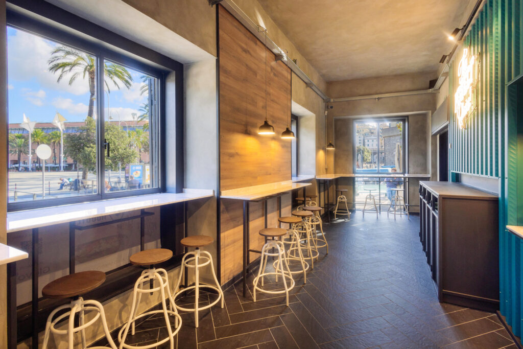 rooster porto antico